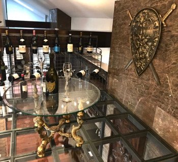 Modern, sophisticated apartment in the very centre of Riga for sale