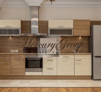 Rental of exclusive apartments in the quiet center
