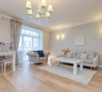 For sale exclusive apartment in prestigious Embassy area