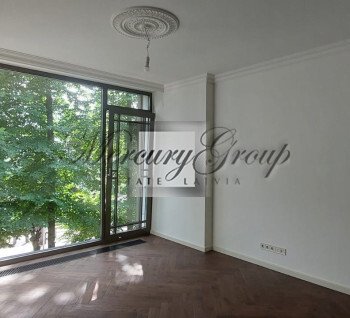 Apartment in luxury project near to the sea