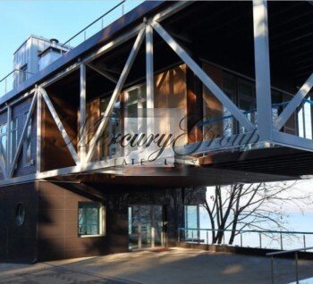 House for sale on the lake in Mezaparks !