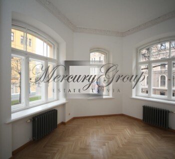 For sale/rent a stunning 4 bedroom apartment in Riga centre on Alberta Street