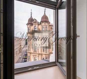 We offer commercial premises in a historical building in the very center of Riga