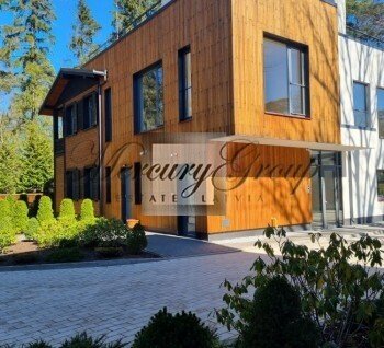 For sale 3 bedroom apartment with its own garden in Jurmala