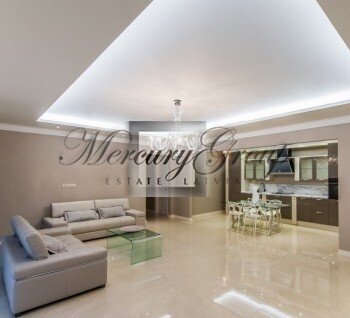 Spacious 2-bedroom apartment in Dzintrari near the sea...