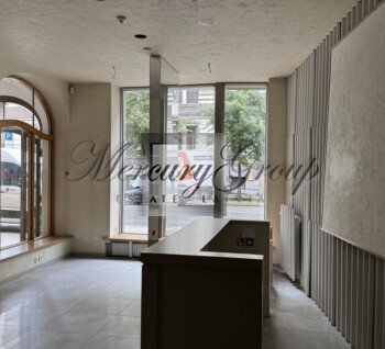 Office on the 1st floor for rent in the center of Riga