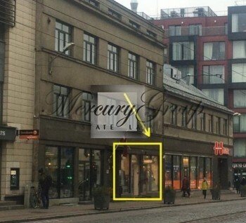 Commercial property for rent on Barona street