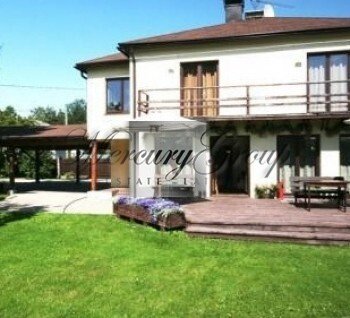&nbsp;
Sunny and comfortable house is offered for rent in Babite. Nice...