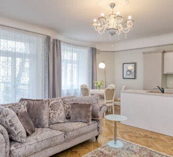 Cozy 2-bedrooms apartment in renovated building for rent