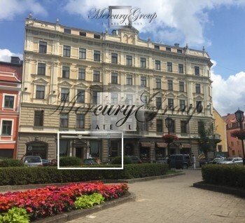 Commercial premises in the Old town for rent!