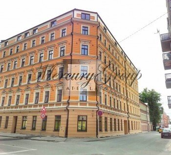 Продажа полностью реновированного здания с доходностью!