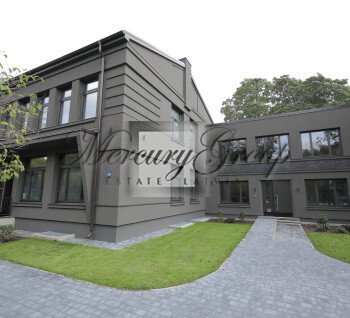 Spacious 3-room apartment with grey finish in the premium project StokholmasHaus26, Mežaparks