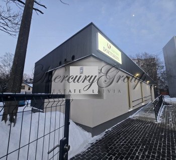 For sale the leased out building 