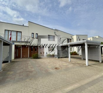 Cozy townhouse in Saliena 
