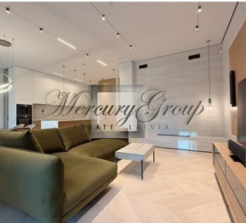 A stunning five-room apartment is available for rent in the quiet center.
