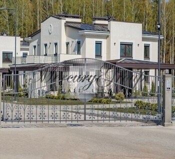 Amazing private house in the closed village - Green Village!