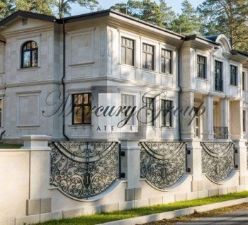 Вилла на первой линии у моря в Юрмале на продажу!