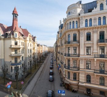 Эксклюзивная квартира в одном из лучших проектов Тихого центра Риги
 на продажу