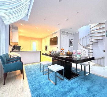 Prestigious apartments located in the quiet center of Riga