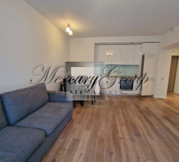 Elegant ready-to live-in apartment in the centre of Riga...