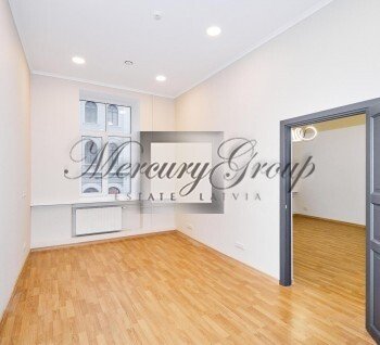 We offer for rent an office   in the center of Riga