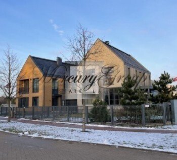 Elegant and modern twin Villa in Mezhapark