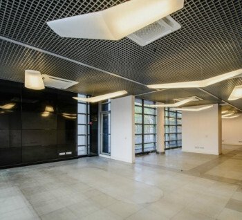 Продаем просторный, элегантный офис в центре Риги!