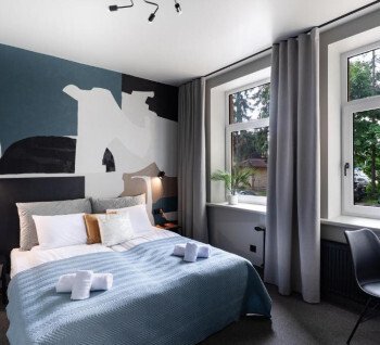 Hotel near the airport for rent 