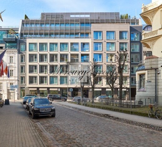 Exclusive 3 bedroom Apartment in One of the Fi...