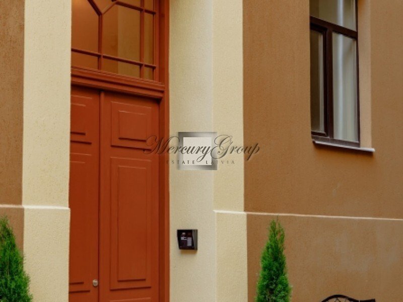 Apartments in the renovated building on Lacplesa street. Nr. 2