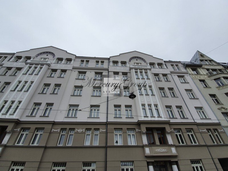 TWENTY - historical building in Embassy area.. Nr. 9